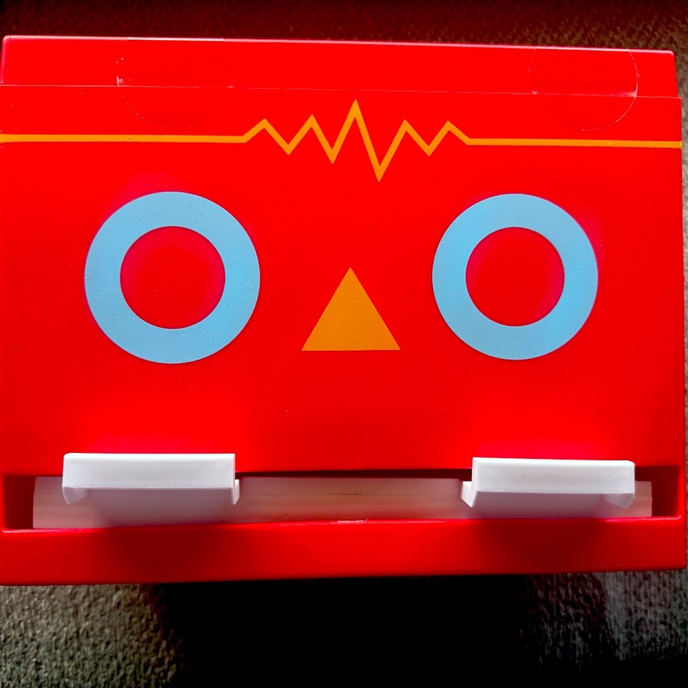 Robot pencil dispenser
